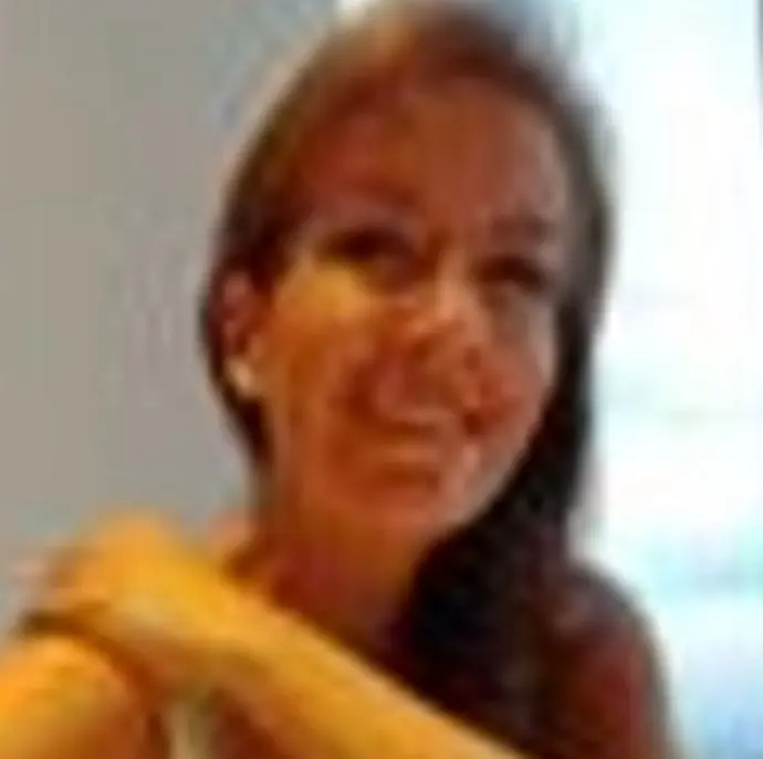 team_member_img